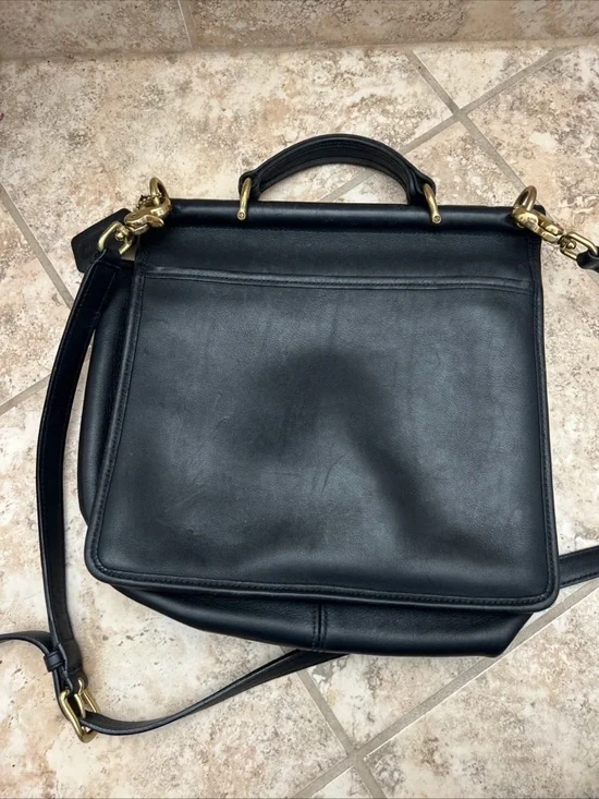 ☆Vintage☆ ~Coach Willis Bag 9927 Black Leather Crossbody Bag~ ☆Preowned☆ - Picture 6 of 11